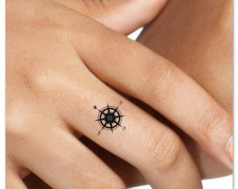 Small Compass Tattoo, Tiny Finger Tattoos, Disney Tattoo, Diy Tattoo, Tattoo Feminina, Pattern Tattoo, Fake Tattoos, Trendy Tattoos, Foot Tattoos