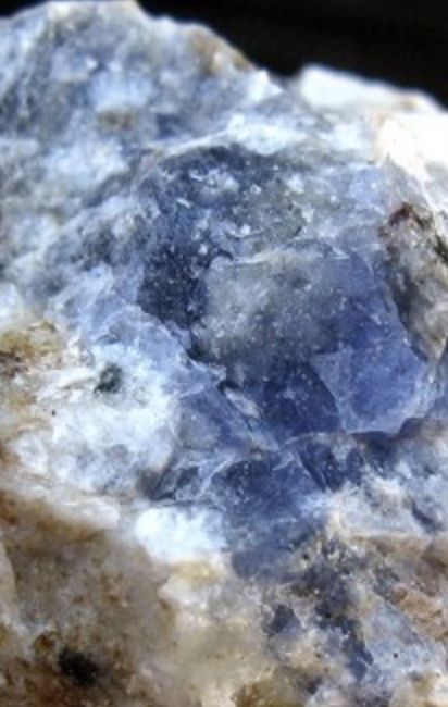 sodalite Sodalite Aesthetic, Intj 5w4, Blue Aesthetics, Friday Quotes, Rough Gems, Post Ideas, Intj, Gems And Minerals, Blue Stone