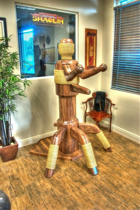 Steven Seagal's Wooden Dumby, Wooden Dummy Wing Chun, Martial Arts Training Dummy, Wing Chun Dummy, Wing Chun Wooden Dummy, Wing Chun Martial Arts, Martial Arts Forms, Wooden Dummy, Martial Arts Equipment, Wing Chun Kung Fu