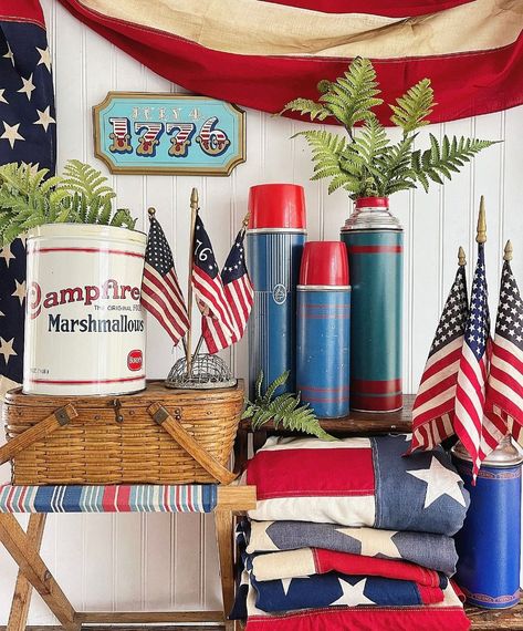 Steph Harkins | We’re almost there... Memorial Day Weekend! Are you planning anything fun?! Memorial Day weekend around here is a kick off weekend for the… | Instagram Americana Kitchen Decor, Americana Cottage, Farmhouse Summer Decor, Americana Home Decor, Vintage Store Displays, Inner Landscape, Antique Booth Ideas, Americana Home, American Summer