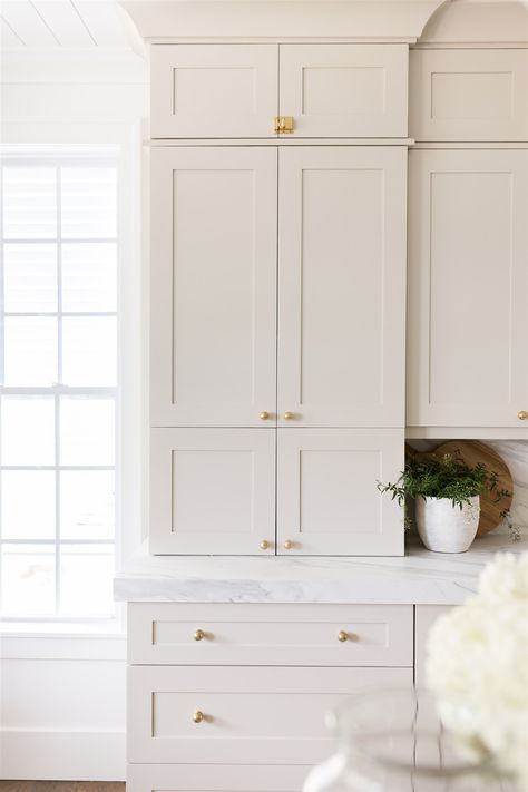 Accessible Beige Kitchen Cabinets, Everything You Need to Know Accessible Beige Cabinets, Neutral Kitchen Cabinets, Sherwin Williams Greige, Sherwin Williams Accessible Beige, Greige Kitchen Cabinets, Neutral Cabinets, Beige Kitchen Cabinets, Cream Kitchen Cabinets, Greige Kitchen