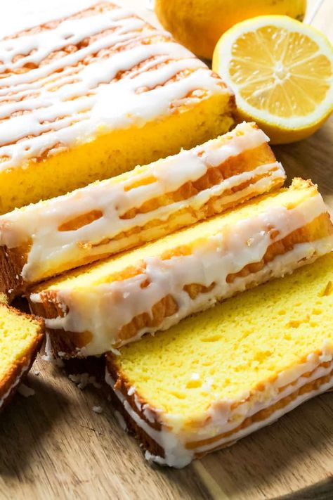 Starbucks Prices, Recipe Using Lemons, Lemon Cake Mix Recipe, Box Cake Recipes, Recipes Using Cake Mix, Starbucks Lemon, Lemon Pound Cake Recipe, Cake Mix Desserts, Pound Cake Recipe