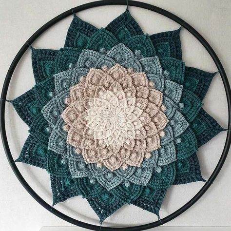 Asteria Crochet Pattern, Motif Mandala Crochet, Crochet Dreamcatcher Pattern, Crochet Wall Hanging, Crochet Wall Art, Crochet Dreamcatcher, Crochet Mandala Pattern, Crochet Blanket Designs, Crochet Wall Hangings