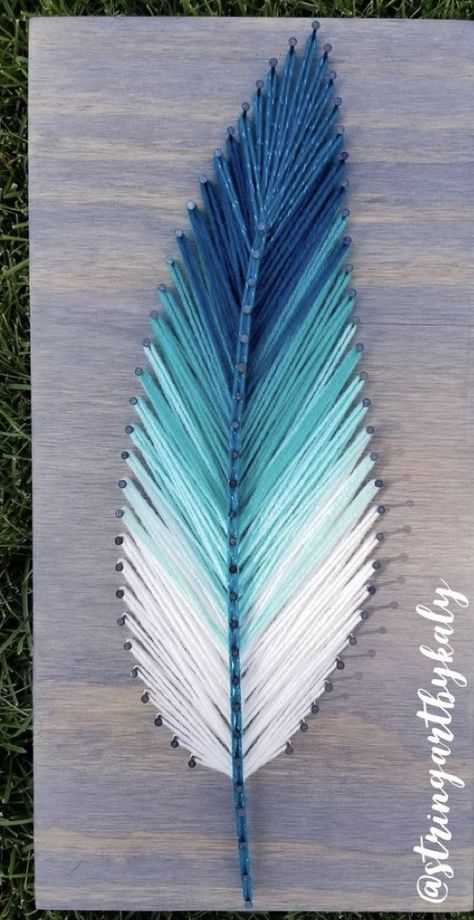 Feather for dreamcatcher inspiration فن الرسم بالمسامير, Art Fil, Nail String, String Art Tutorials, Wall Art Diy Paint, String Wall Art, Nail String Art, String Crafts, String Art Patterns