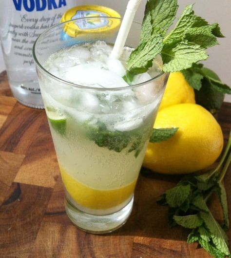 Lemon Lime Vodka Cooler Vodka Lemon, Girls Night Drinks, Lemon Vodka, Mixed Drinks Recipes, Vodka Drinks, Fruit Cocktails, Summer Refreshments, Holiday Drinks, Non Alcoholic Drinks