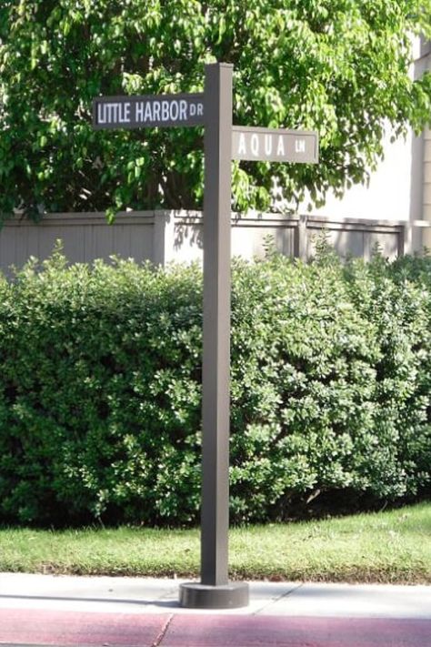 The Springfield Series provides a contemporary style by using a 4” x 4” smooth square aluminum pole. This combination also includes our pyramid topper and two bolt on street sign frames. #streetsignage #streetscapes #signs #hoa #homeowners #streetsigns #speciallite Street Names Sign, Street Signage, Street Name Sign, Gated Entrance, Streetscape Design, Pole Sign, Wayfinding Signs, Cars Bmw, Signage System