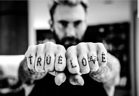 Finger Letter Tattoos, Adam Levine Tattoos, Love Finger Tattoo, Fingers Tattoo, True Love Tattoo, Petit Tattoo, Knuckle Tattoos, Hand And Finger Tattoos, Hand Tats