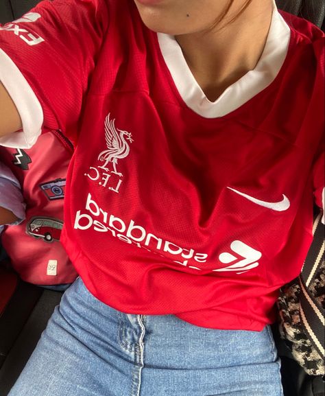 Liverpool Girl, Liverpool Women, Igs Ideas, Liverpool Girls, Alphabet Tattoo, Alphabet Tattoo Designs, Muslim Fashion Hijab Outfits, Hijab Outfits, Muslim Fashion Hijab