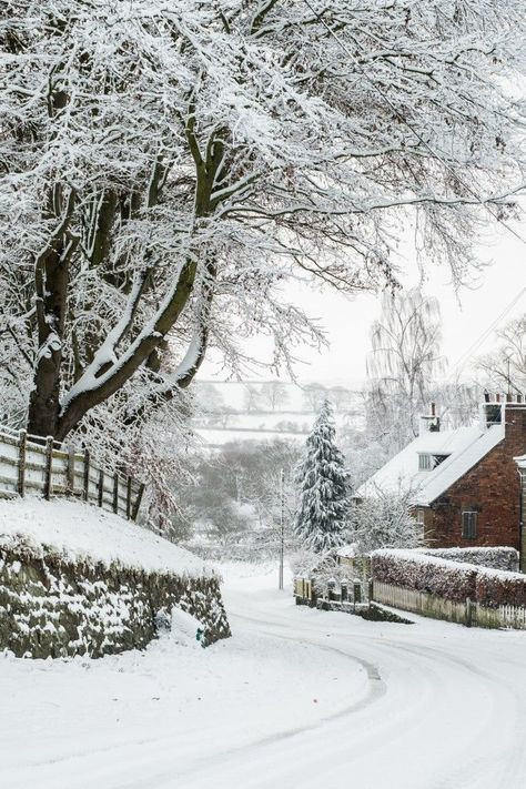 Snow Wallpaper Iphone, Beautiful Winter Scenes, England Countryside, Christmas Tale, Winter Village, Winter's Tale, Winter Photos, Hello Winter, Winter Wallpaper