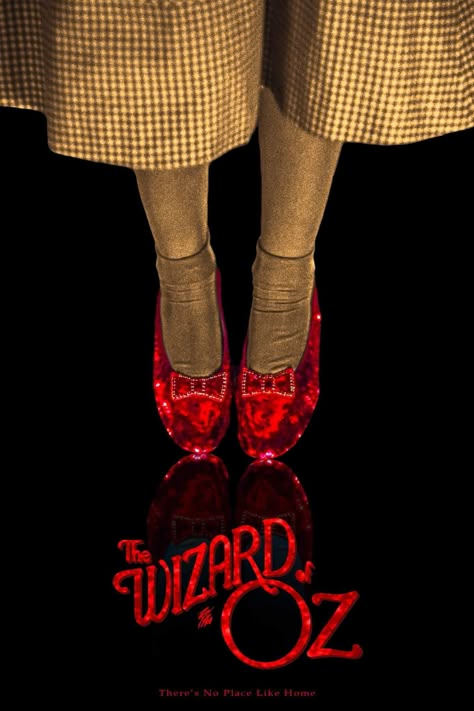 The Wizard Of Oz Wallpaper Iphone, The Wizard Of Oz Wallpaper, Wizard Of Oz Wallpaper, Wizard Of Oz Wallpaper Iphone, Wizard Of Oz Background, Wizard Of Oz Poster Ideas, Red Movie Poster, The Wizard Of Oz Aesthetic, Dorthy Wizard Of Oz Aesthetic