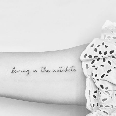 Harry Styles Inspired Tattoos Lyrics, Golden Tattoo Harry Styles, Tpwk Tattoo Ideas, Tatoos Harry Styles Inspired, Tpwk Tattoo, Harry Styles Tattoos Ideas, Hs Tattoo, Harry Styles Tattoos Inspiration, 1d Tattoos