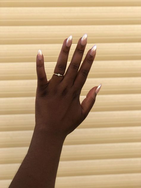 Classy & Stylish: How to Flaunt Pink Almond Nails on Dark Skin Almond Shape On Wide Nails, Nails For Wide Fingers, Classy Bridal Nails Almond, Almond Nails On Black Women, Off White Chrome Nails, Chrome Nails On Dark Skin, Shorties Nails Almond, Short Almond Chrome Nails, Almond Nails On Chubby Hands