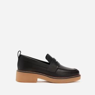 Pointed Loafers, Cork Footbed Sandals, Wool Sneakers, Everlane Shoes, Italian Leather Shoes, Women Platform Shoes, Black Leather Flats, Almond Shaped, Footbed Sandals