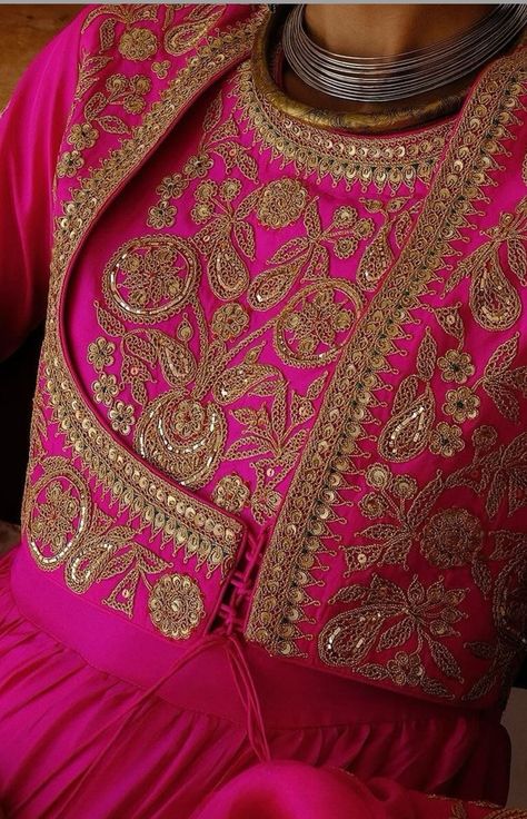 Marodi Work Blouse, Marodi Embroidery, Punjabi Dress Design, Best Indian Wedding Dresses, Trendy Cocktail Dresses, Wedding Outfits For Women, Zardosi Work, Pakistani Fashion Party Wear, Kurta Neck Design