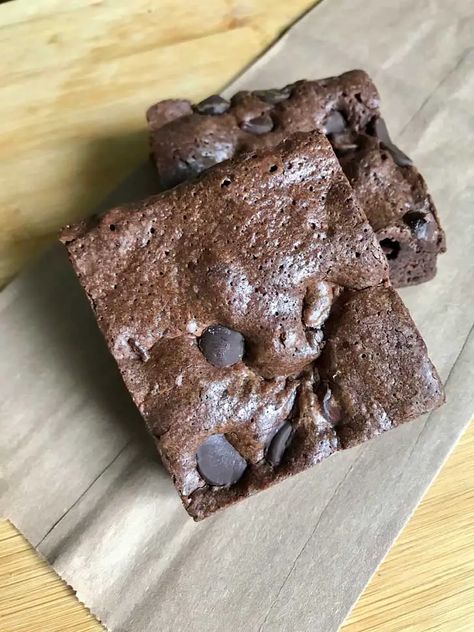 Tapioca Flour Brownies - Cookie Madness Tapioca Flour Recipes, Yogurt Brownies, Greek Yogurt Brownies, Melted Chocolate Chips, Gluten Free Fudge, Unsweetened Cocoa Powder, No Flour Cookies, Gluten Free Brownies, Tapioca Flour