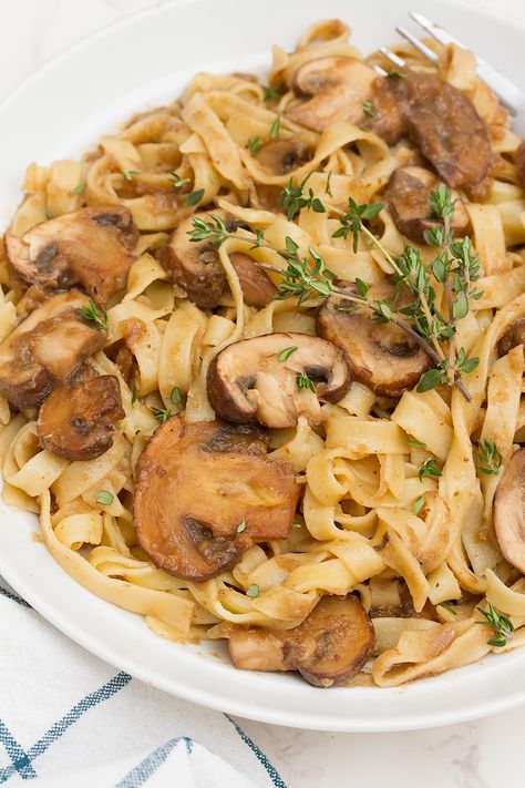 Tagliatelle Ai Funghi (Tagliatelle With Mushrooms) - The Daily Dish Vegetarian Tagliatelle Recipe, Tagliatelle With Mushrooms, Chantrell Mushrooms Recipes Pasta, Mushroom Shallot Pasta, Creamy Mushroom Tagliatelle, Tagliatelle Recipe, Fennel Pasta, Mushroom Recipes Pasta, Dried Porcini Mushrooms