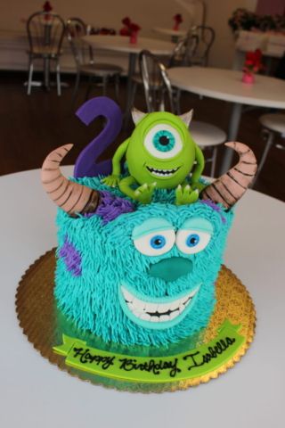 IMG_5769 Monsters Inc 2nd Birthday Party, 3rd Bday Cake, 2nd Bday Theme, Sully Cake, Monsters Inc Cake, Monster Inc Cakes, Birthday Boy Ideas, Monsters Inc Party, Baby Birthday Party Theme