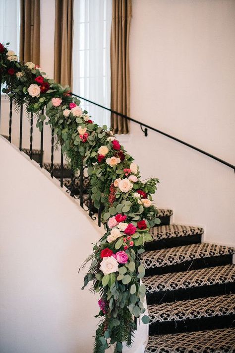 #Flowers and eucalyptus adorn this simple and elegant #stairway. Eucalyptus is a great #plant for #wedding decorating, especially on #staircases. Diy Floral Staircase, Staircase Floral Decor, Stairway Florals Wedding, Stairs Floral Decor Wedding, Staircase Flowers Wedding Banisters, Wedding Staircase Decoration, Christmas Garland Staircase, Wedding Stairs, Wedding Staircase