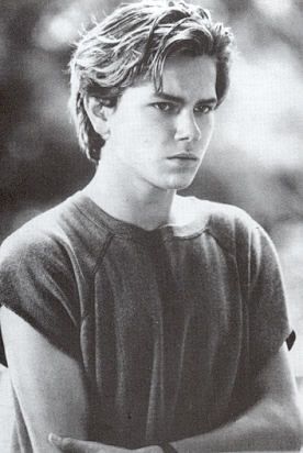 My River Phoenix Collection - Photo Gallery 90s Hairstyles Men, 80s Men, 90s Men, River Phoenix, 90s Hairstyles, October 31, Too Soon, West Hollywood, Johnny Depp