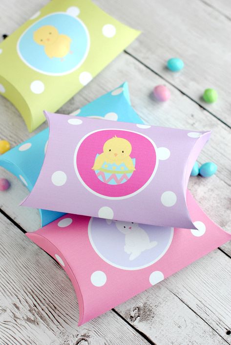 Tweet Pin It It’s getting pretty close to Easter! That can only mean one thing…time for candy! Or cute little animals and pastel colors. Or cute little pastel boxes that are filled with candy and have pictures of cute animals on them. I had fun making these darling little polkadot Easter Pillow Boxes-perfect for a … [Read More…] Easter Favor Boxes, Pillow Box Template, Small Easter Gifts, Recycled Magazine Crafts, Easter Favors, Easter Party Favor, Recycled Magazine, Easter Pillows, Pillow Boxes