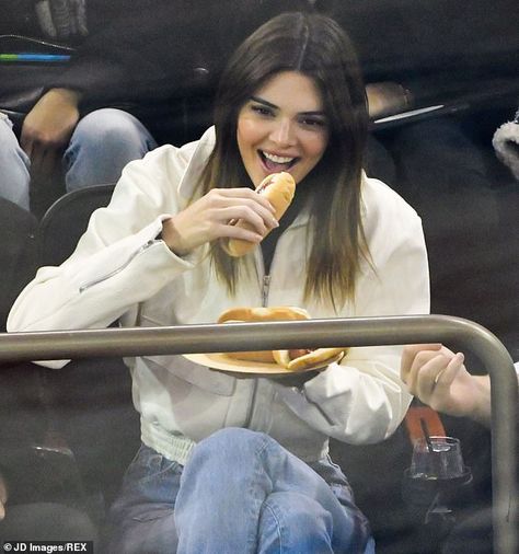 Robert Kardashian Jr, Kendall Jenner Icons, Daniella Monet, Rangers Game, Shenae Grimes, Indiana Evans, Kendall Jenner Photos, Rangers Hockey, Robert Kardashian