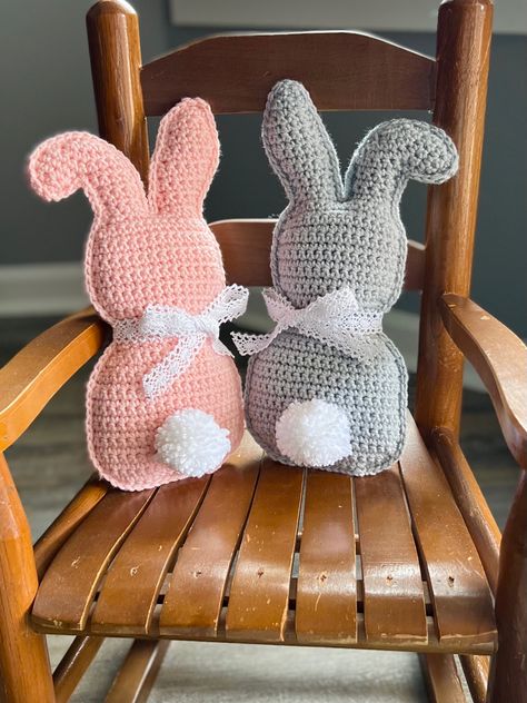 Easy Easter Crochet Patterns, Crochet Easter Patterns Free Simple, Crocheted Easter Bunny, Crocheted Bunnies Free Pattern, Crochet Easter Bunnies Free Pattern, Crochet Easter Bunnies, Crochet Easter Ideas Free Patterns, Free Crochet Easter Bunny Patterns, Crocheted Easter Baskets Free Patterns