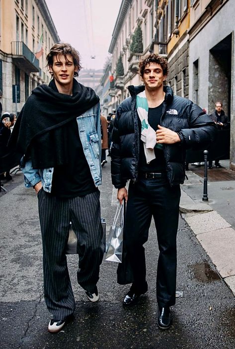 Milan Fashion Week Men, Mens Fashion Week Street Style, Fashion Week 2023, Milan Men's Fashion Week, Milan Street Style, Men Street Fashion, Streetwear Mode, Mens Outfit Inspiration, Mens Fashion Week