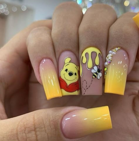 Pooh Nails, Nails Disney, Disney Acrylic Nails, Character Nails, Unghie Nail Art, Cartoon Nails, Diy Acrylic Nails, Nail Art Disney, Classy Acrylic Nails