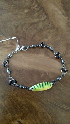 Fish Hook Jewelry, Western Fashion Jewelry, Fishing Bracelet, Country Jewelry, Fish Jewelry, Fish Crafts, Homemade Jewelry, Western Jewelry, Bracelet Crafts