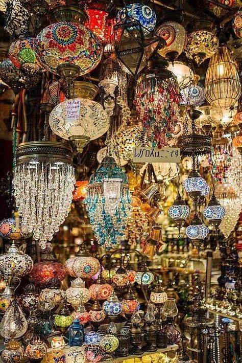 Dekorasi Maroko, Bazaar Istanbul, Grand Bazaar Istanbul, Turkish Mosaic Lamp, Lamp Shop, Moroccan Lighting, Turkish Lamps, Moroccan Lamp, Mosaic Lamp