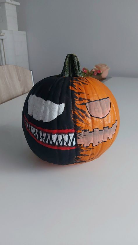 #pumpkincarving, #halloweenpumpkins, #pumpkinart, #halloweendecor, #spookypumpkins, #halloween2023, #creativehalloween, #pumpkindecor, #halloweeninspiration, #carvingideas Venom Pumpkin Painting, Venom Pumpkin, Cute Painted Pumpkin Ideas, Diy Pumpkin Carving, Pumpkin Paint, Halloween Pumpkin Crafts, Creative Pumpkin Painting, Halloween 23, Pumpkin Decorations