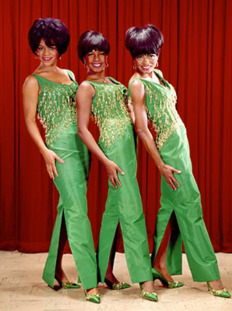 The Supremes Diana Ross Supremes, Mary Wilson, Evan Ross, The Supremes, Singing Group, Little Shop Of Horrors, Oldies Music, Vintage Black Glamour, Diana Ross