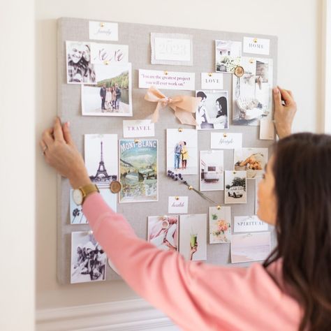 Visual Board Ideas, Goal Board Ideas, Vision Board Party Ideas, Vision Board Online, Dream Board Ideas, Board Party Ideas, Vision Board Ideas Examples, Online Vision Board, Pinterest Vision Board