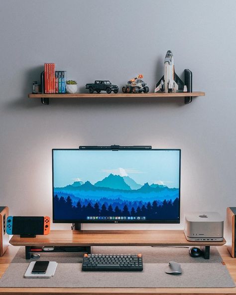 Mac Studio Setup, Desk Inspiration Aesthetic, Fancy Interior, Workstation Setup, Minimalist Workspace, Workspace Setup, Minimal Setup, Workstations Design, Laptop Business