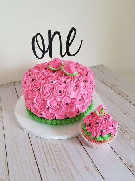 Watermelon Cakes Birthday, Watermelon Half Birthday, Melon Cake Birthday, Fruit Themed Smash Cake, Watermelon Baby Shower Cake, One In A Melon Birthday Cake, One In A Melon Smash Cake, Watermelon Birthday Cake Smash, Watermelon Cake First Birthday