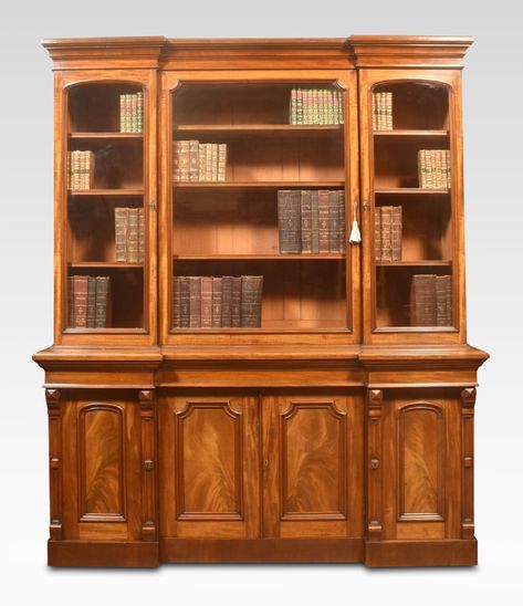 MAHOGANY FOUR DOOR BREAKFRONT LIBRARY BOOKCASE Library Bookcase, Design Salon, Deco Luminaire, Glazed Door, Antiques For Sale, Gio Ponti, Cornice, Door Opener, Baker Furniture