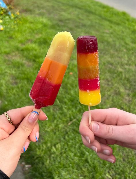 @erikaacorina #summer #ice #lollies #aesthetic #friends Summer Treats Aesthetic, Ice Lollies Aesthetic, Popsicle Summer Aesthetic, Ice Lolly Aesthetic, Lollies Aesthetic, Popsicles Aesthetic, Spike Cosplay, Popsicle Aesthetic, Summerween Ideas