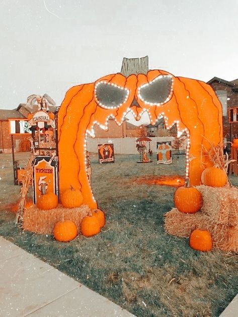 Halloween Outfit Ideas, Halloween Outfit, Pumpkin Patch, Outfit Ideas, Halloween