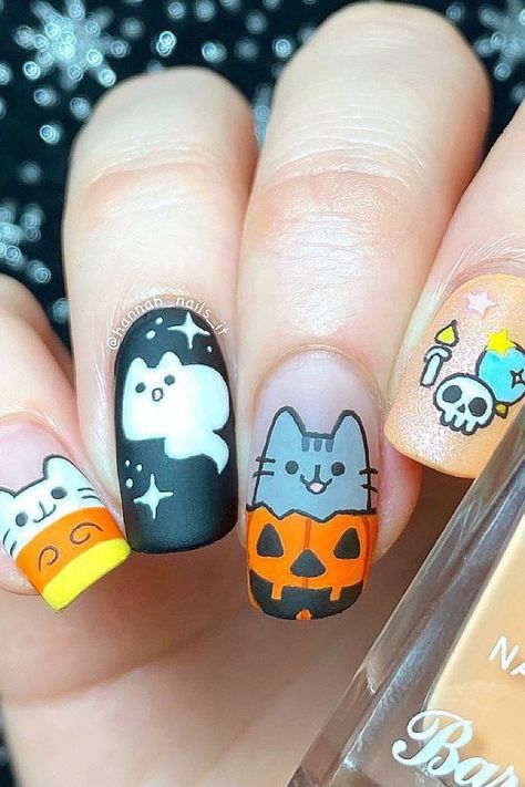 Halloween Cat Nails Designs Kids Nail Designs Halloween, Cat Themed Nails, Cute Cat Nail Art, Halloween Cat Nail, Kids Halloween Nails, Halloween Nails Cat, Cat Halloween Nails, Kawaii Halloween Nails, Halloween Cat Nails