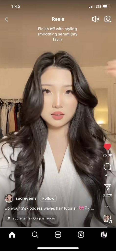 Wonyoung Goddess Waves, Goddess Waves Hair Korean, Korean Goddess Waves, Goddess Waves, Hair Waves Tutorial, Wonyoung Hair, Waves Tutorial, Waves Hair, Clip Hairstyles