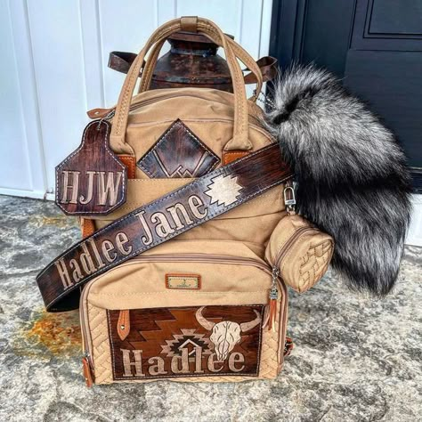 Kustom K Leather on Instagram: "These diaper bags leave me speechless! In love with them! Message me for details on a custom diaper bag! #custom #diaperbag #baby rodeo #rodeofashion #southwestern #leather #handtooled #handpainted #foxtail #beautiful #brand #kustomkleather" Tooled Leather Diaper Bag, Western Baby Gifts, Louis Vuitton Diaper Bag, Western Diaper Bag, Diper Bags, Leather Diaper Bag Backpack, Baby Announcement Photoshoot, Western Baby, Western Babies