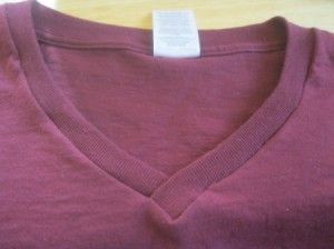 Convert Crew Neck To V Neck, Make Crew Neck Into V Neck Tee Shirts, How To Make V Neck Shirt Neckline, How To Fix A T Shirt Neckline, Changing Neckline On Tshirt, Altering T Shirts, Shirt Alterations, Distressed Tshirt Diy, Altered T Shirts