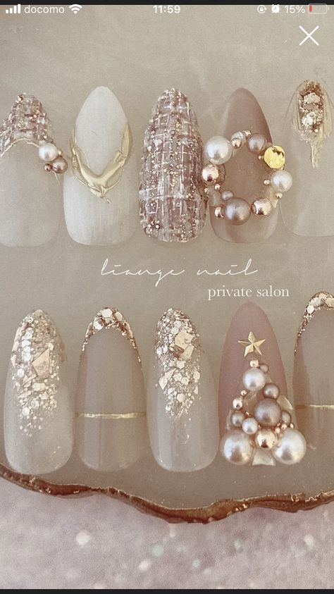 Christmas Nails With Jewels, Christmas Nails Pearls, Pearl Christmas Nails, Champagne Christmas Nails, Nail Ideas With Pearls, Japanese Christmas Nails, Nude Xmas Nails, Acrylic Nails Xmas, Christmas Nude Nails