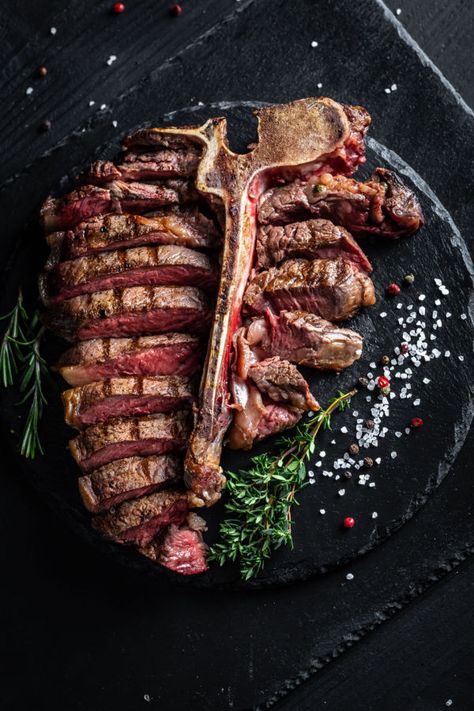 Porterhouse Steak Recipe, Steak Gift, Porterhouse Steak, Steak Plates, T Bone Steak, Grilled Beef, Grass Fed Beef, Beef Steak, Basic Recipes