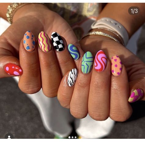 Round Shaped Nails, Short Oval Nails, May Nails, Vibrant Nails, Simple Acrylic Nails, Nail Forms, Short Acrylic Nails Designs, Nail Polish Sets, Oval Nails