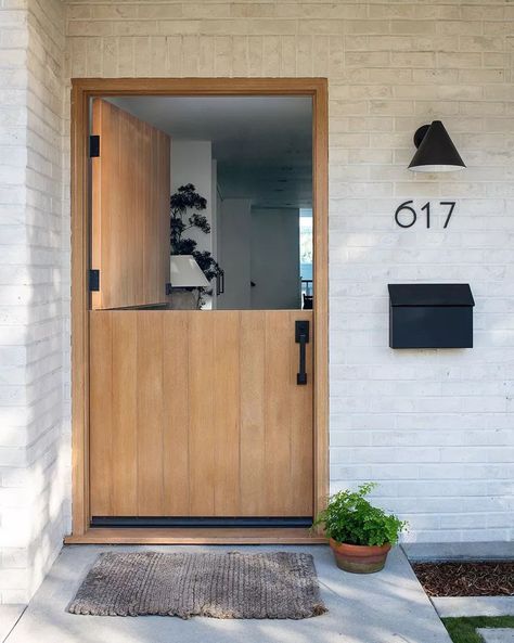 Manhattan Beach Homes, Dutch Doors Exterior, Ultra Modern Homes, Stable Door, Dutch Door, Door Designs, Entry Door, Humble Abode, Indoor Outdoor Living