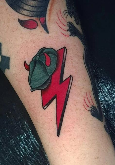 Best 31 AC/DC Tattoos - NSF - Magazine Rock Tattoos For Women, Rock Band Tattoo Designs, Rock Music Inspired Tattoos, Rock Bands Tattoo, Rock Music Tattoo Ideas, Music Band Tattoo, Metal Music Tattoo, Ac Dc Tattoo, Rock Music Tattoo