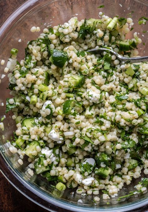 Cous Cous Recipes Mediterranean, Pearled Couscous Recipes, Herb Couscous, Spring Dinner Recipes, Pearl Couscous Recipes, Beautiful Salads, Grilled Skirt Steak, Couscous Recipes, Couscous Salad