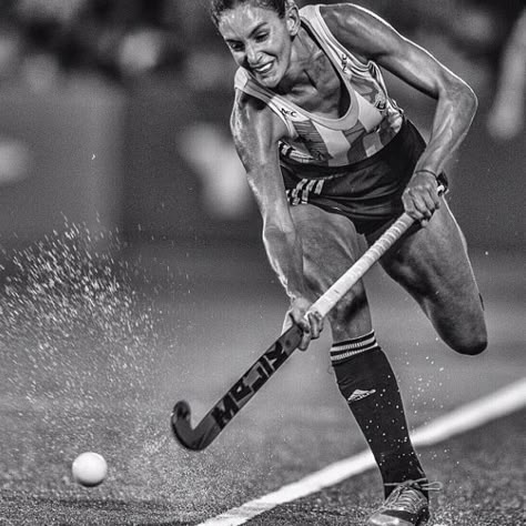 Hockey Action Shots, Field Hockey Aesthetic, Field Hockey Quotes, Hockey India, Hockey Shot, Rugby Art, Womens Field Hockey, Hockey Aesthetic, Hockey Goals