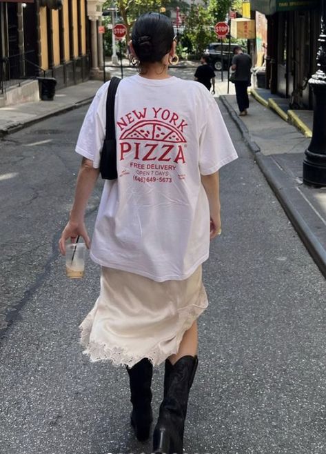 Vintage Tee Street Style, Slip Skirt Tshirt Outfit, White T Shirt Skirt Outfit, Oversized Shirt And Long Skirt, Oversized Shirt And Cowboy Boots, Cowboy Boots Outfit Long Skirt, Long Slip Dress Outfit Casual, Oversized Tshirt Street Style, Oversized Shirt Summer Outfit